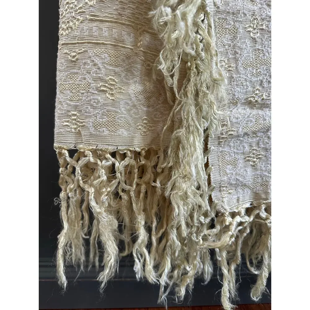 Vintage Damask Bedspread Fringesd Light yellow pale Jacquard twin/full 86x72”